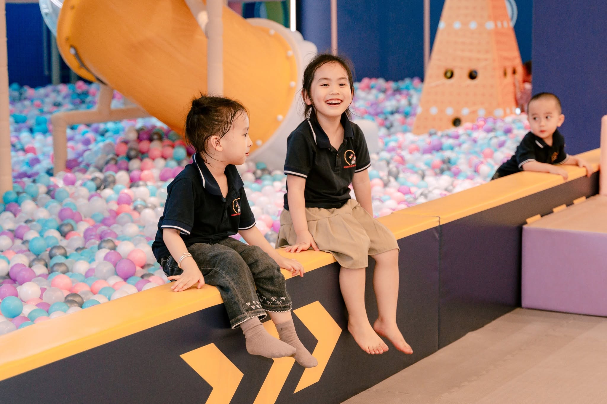 Xu Hướng Khu Vui Chơi Trẻ Em 2026: Công Nghệ, Edutainment Và Trải Nghiệm Đa Giác Quan